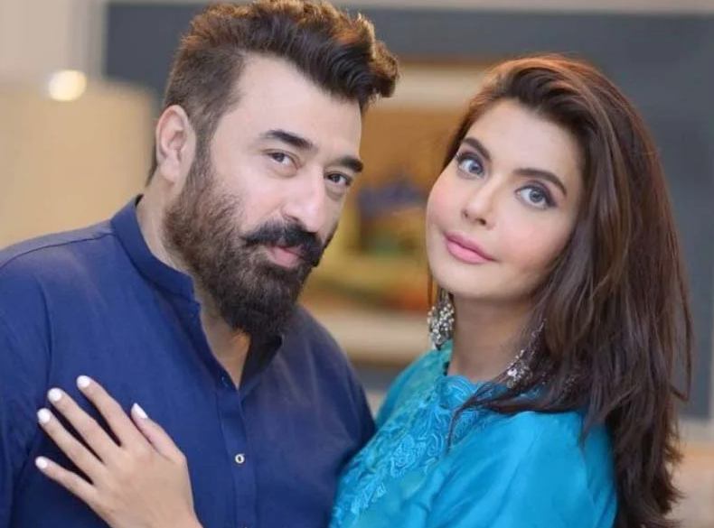 Nida Yasir with Husband