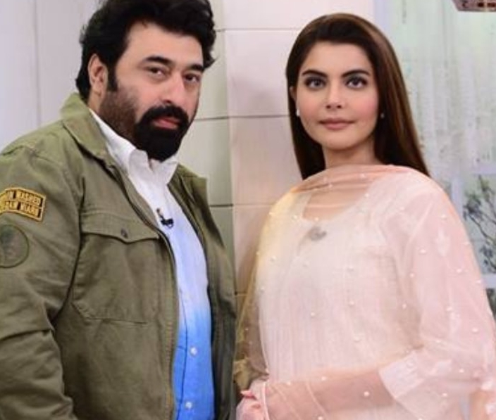 yasir nawaz with wife